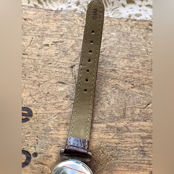 Tri Color Silver Gold Quartz Wrist Watch Brown Band Women’s Accessories Jewelry - Picture 8 of 8